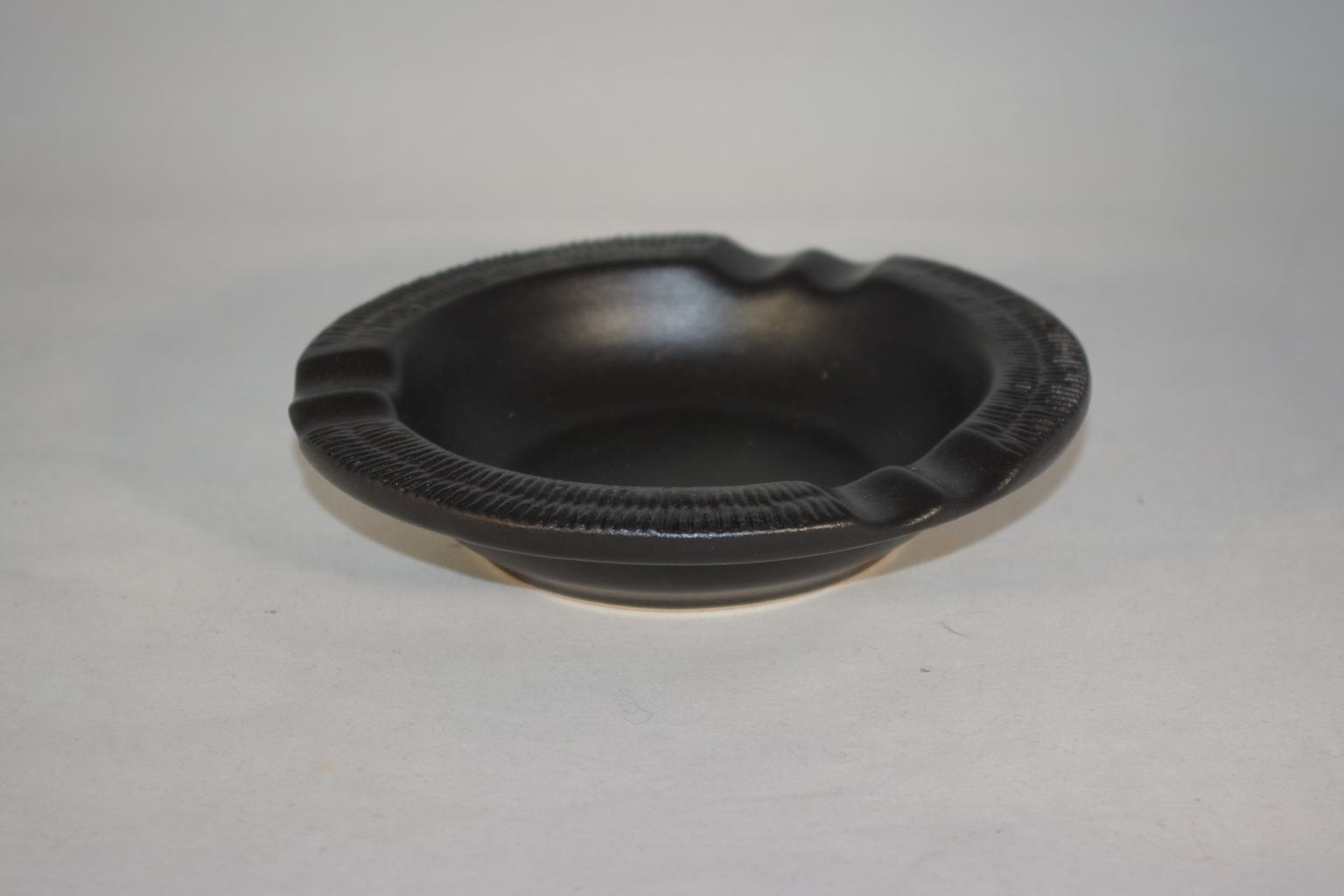 Aschenbecher schwarz matt - Westerwälder Steinzeug - Keramik