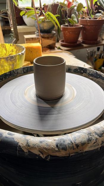 Töpfern an der Drehscheibe am 15.03.2026 von 10-12:30 Uhr